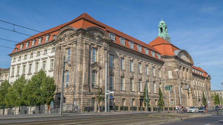 Der Wirtschaftstabilisierungsfonds ist beim Wirtschaftsressort angesiedelt.