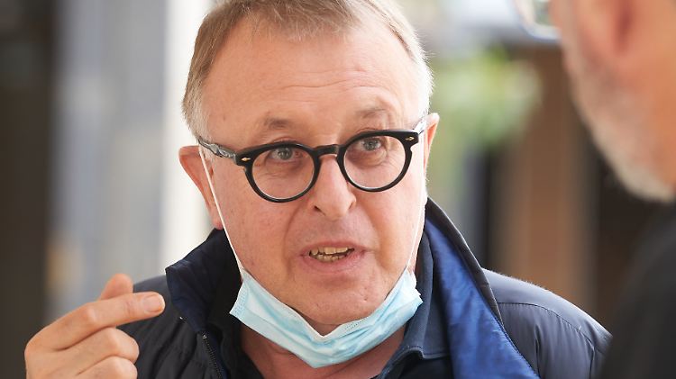 Der Landrat von Ahrweiler, Jürgen Pföhler, will nach seiner Krankschreibung nicht mehr in sein Amt zurück.