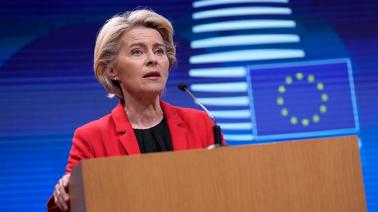 Kommissionspräsidentin Ursula von der Leyen verstärkt den Druck auf Polen. 