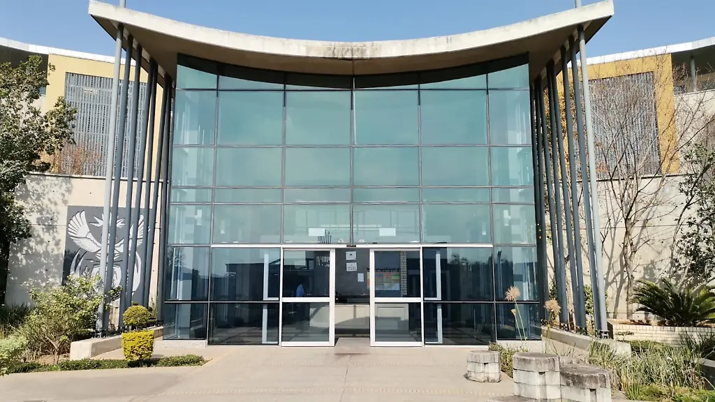 d933fe8449706bc959b59ba9ad3ac032