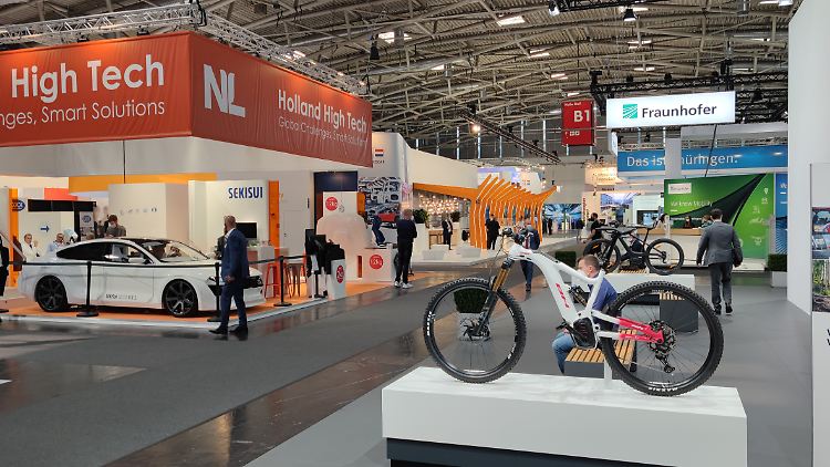 Eine Automesse, die vom Fahrrad dominiert wird. Das hat es auch noch nicht gegeben.