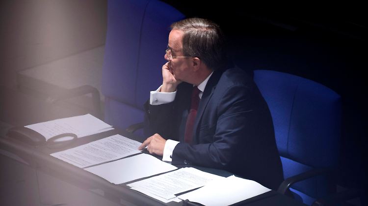 Die CSU setzt Laschet und sich selbst ein Ultimatum: Am Wochenende muss die Trendumkehr gelingen.