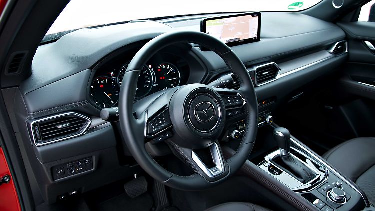Ob einem die analogen Rundinstrumente im Mazda CX-5 gefallen, ist sicher Geschmackssache, vermissen wird der Fahrer aber am Ende nichts.