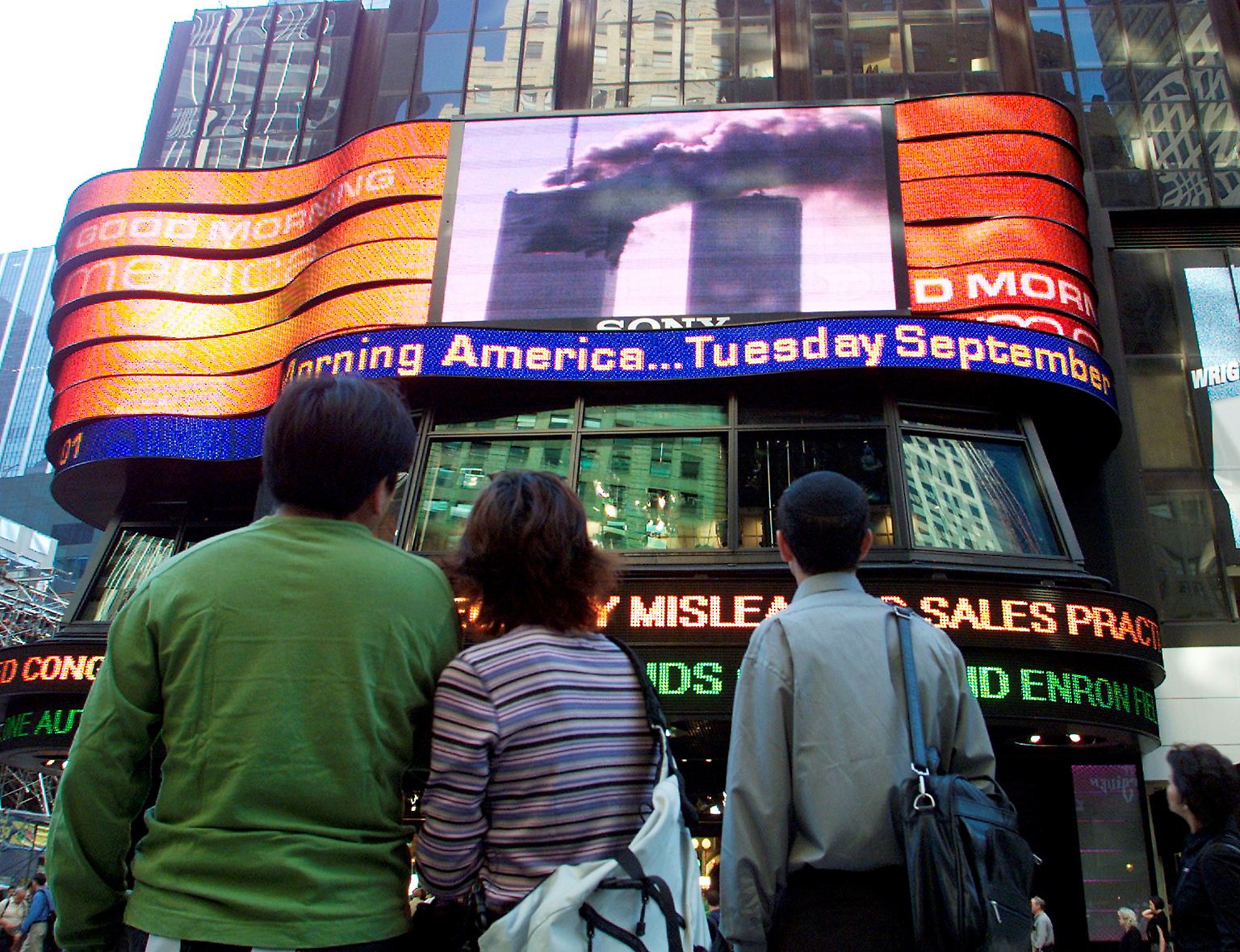 Am 11. September 2001 um 9.59 Uhr stürzt der Südturm des World Trade Centers in New York ein.