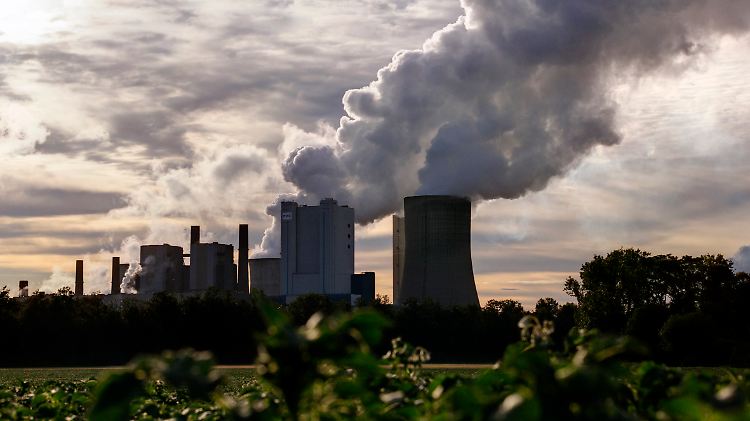 Noch wird viel zu viel CO2 ausgestoßen, um die Pariser Klimaziele zu erreichen. 