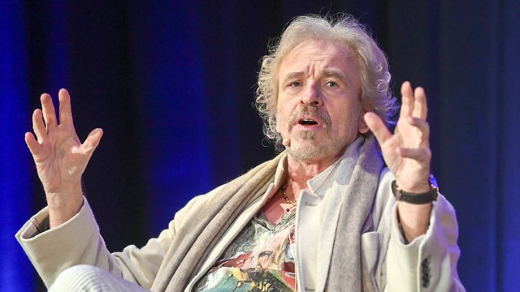 Eigentlich interessiert sich Thomas Gottschalk für Politik - aber mit dem Triell konnte er nichts anfangen.
