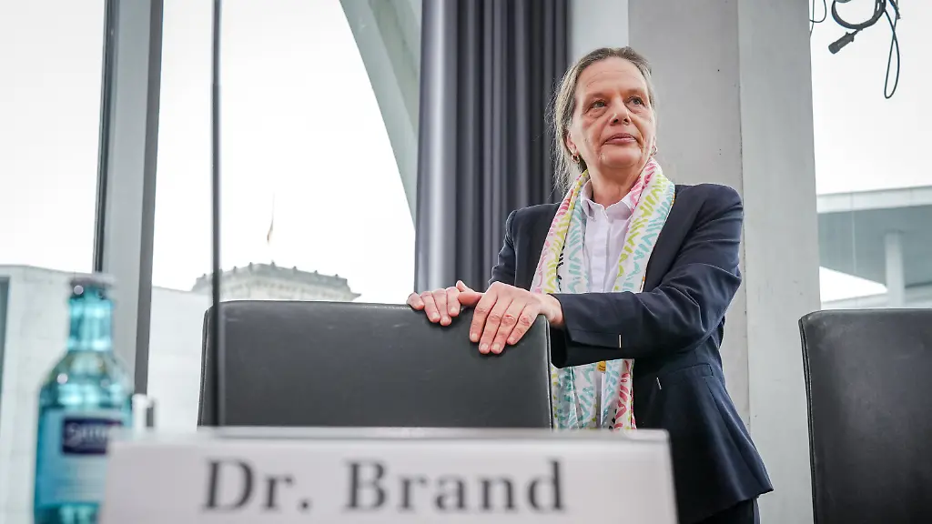 92ad4ee11ae483bbc6940aa8e2b13470