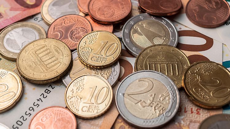 Aktuell liegt der Mindestlohn bei 9,60 Euro pro Stunde.