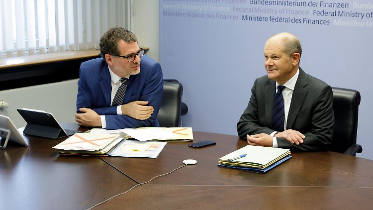 Wolfgang Schmidt (l.) ist Staatssekretär im Bundesfinanzministerium.
