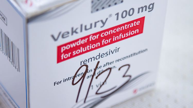 Schon im November 2020 kam die WHO zu dem Urteil, dass Remdesivir "keinen bedeutenden Einfluss auf die Sterblichkeit" von Covid-Patienten habe.