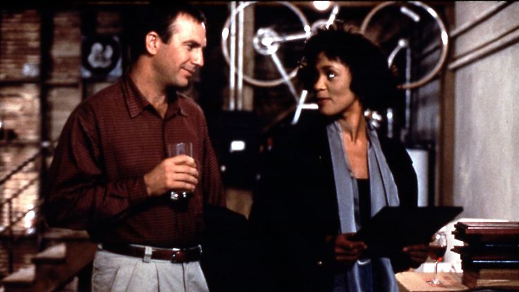 Das Traumpaar der frühen 90er: Whitney Houston und Kevin Costner in "Bodyguard".