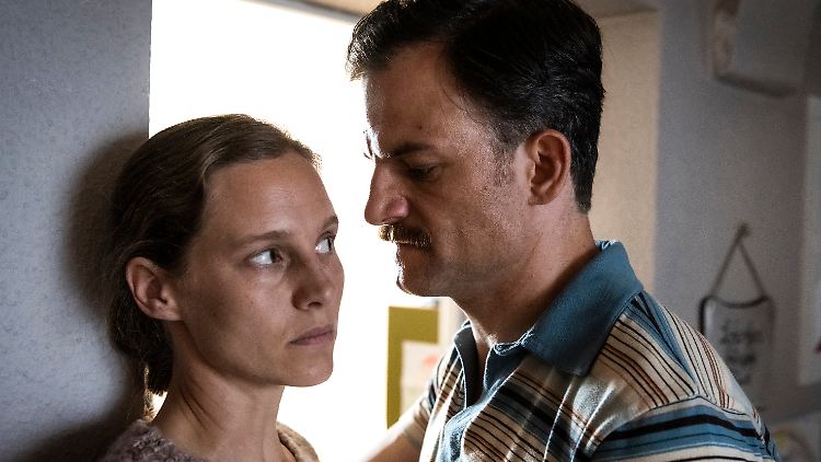 Im Film zeigt sich Basso von seiner hässlichen Seite - und Ines wird ihm im Anschluss verzeihen, immer und immer wieder.
