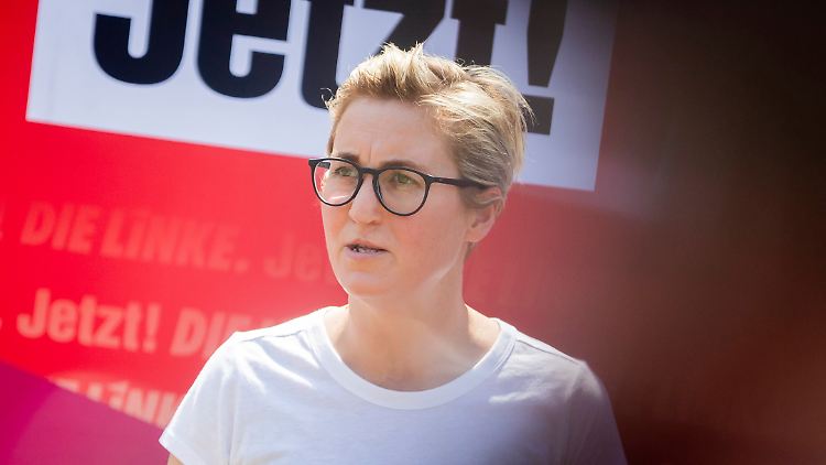 Die gerade beschlossene Erhöhung des Hartz-IV-Satzes liegt laut Linke-Chefin Hennig-Wellsow "weit unter der aktuellen Inflation".