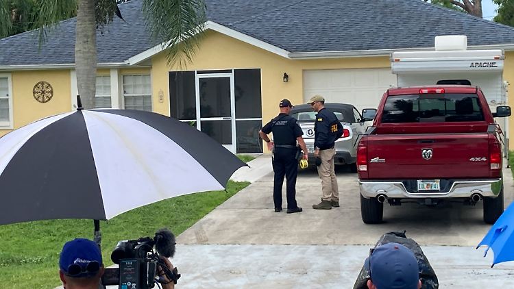 Polizei und FBI untersuchen das Haus der Eltern von Petitos Freund in Florida, in dem das Paar zeitweise auch gelebt hatte.
