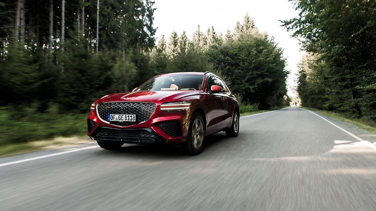Genesis hat mit dem GV70 einen stattlichen Hingucker auf die Räder gestellt.