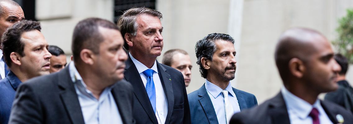 2021-09-22T191601Z_1348554253_RC27VP9TJKXM_RTRMADP_3_HEALTH-CORONAVIRUS-BRAZIL-BOLSONARO.JPG
