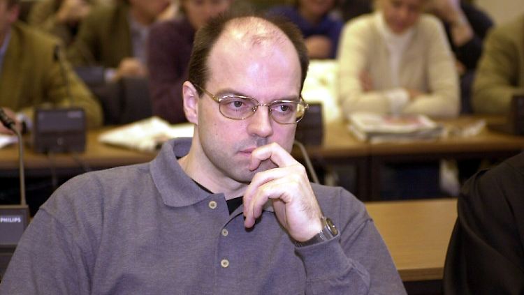 Thomas Drach im Jahr 2000 bei einem Gerichtsprozess.
