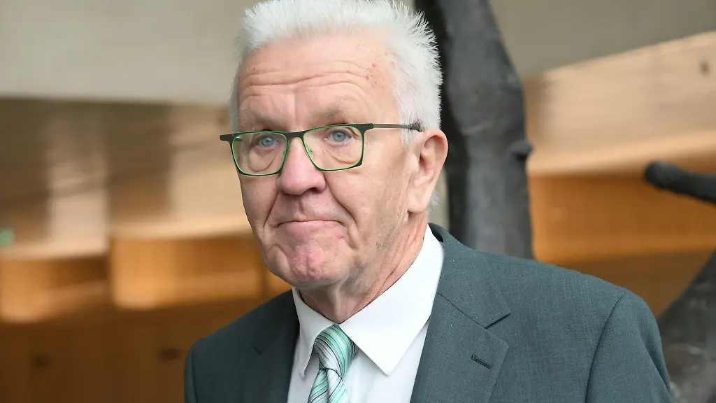 Winfried-Kretschmann-Buendnis-90-Die-Gruenen-hat-im-SWR-ueber-das-Aus-der-Ampel-gesprochen