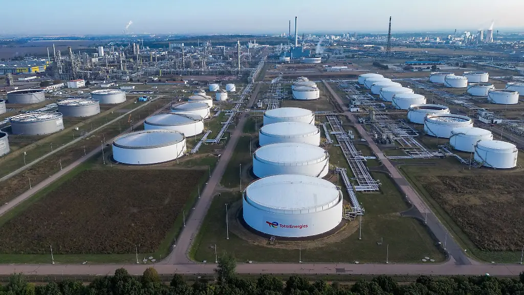 Die-Arbeitgeber-und-Wirtschaftsverbaende-in-Sachsen-Anhalt-fordern-Verlaesslichkeit-und-Planungssicherheit