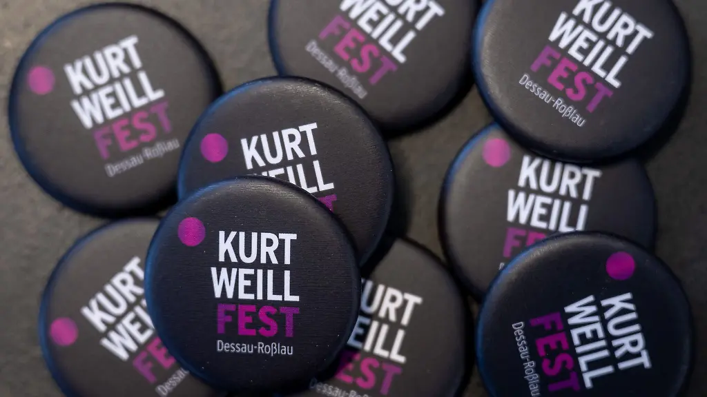 Das-Kurt-Weill-Fest-2025-steht-unter-dem-Motto-Farben-des-Lebens