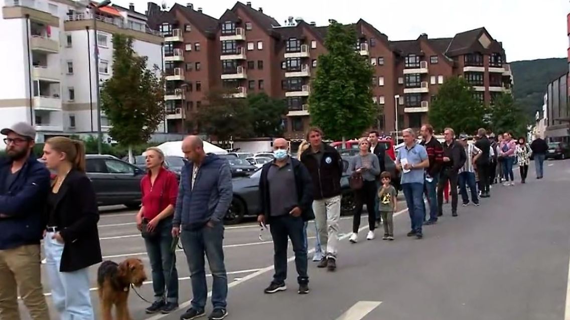 wahlzelt.JPG