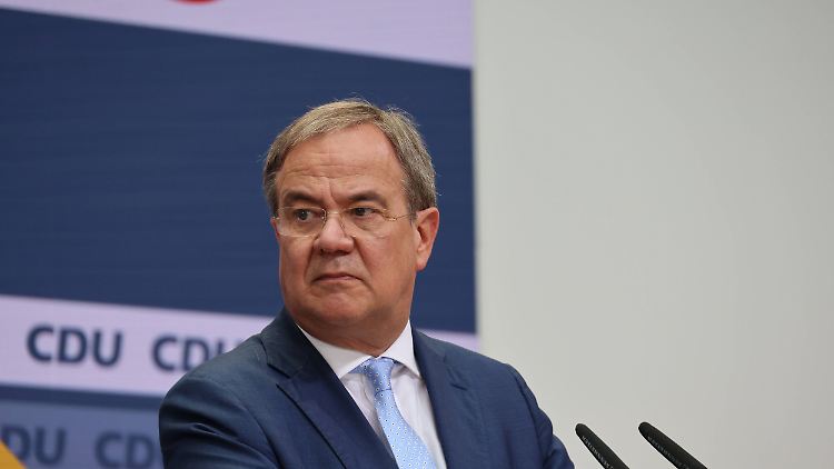 Vom Regierungsanspruch zur Regierungsbereitschaft: Unionskanzlerkandidat Armin Laschet rudert stückweise zurück.