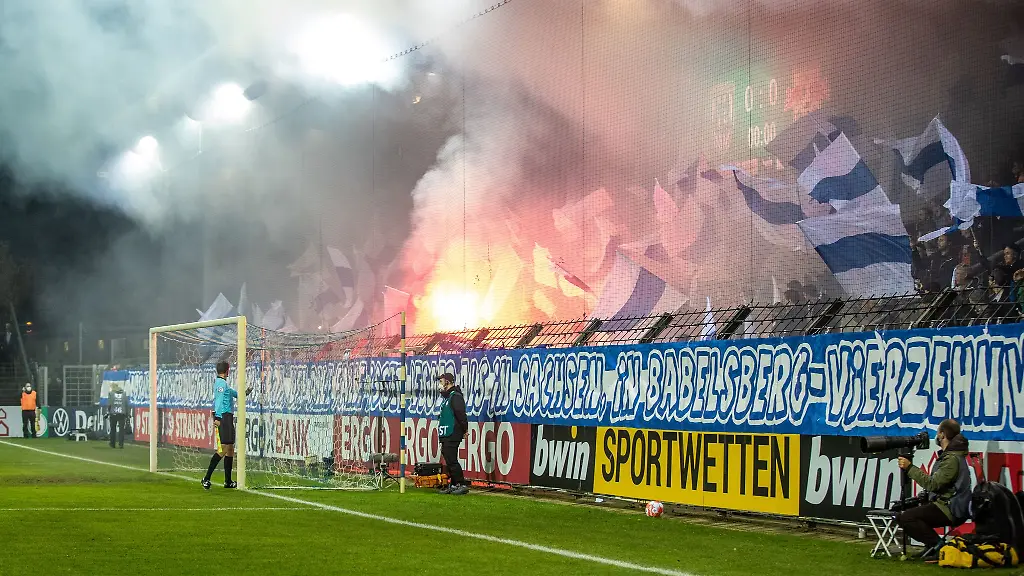 Nach-Gewalt-im-Zusammenhang-mit-der-Fussballregionalliga-aber-auch-anderen-Straftaten-sucht-die-Stadt-Potsdam-einen-Dialog-mit-Buergern-im-Stadtteil-Babelsberg-zur-Sicherheit