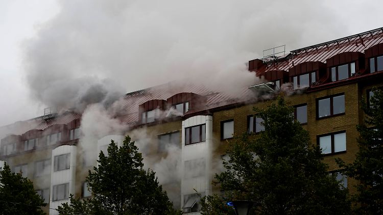 Im Anschluss an die Explosion kam es zu einem Brand.