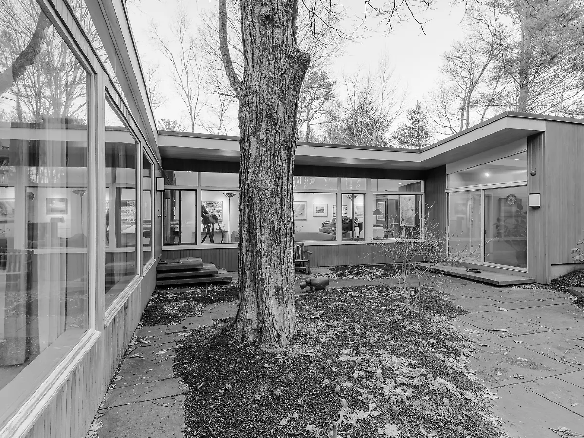 VERWENDUNG-NUR-FUeR-BUCH-00034-Roemisch-Bauhaus-Architecture-SixMoonHill-DSCF0179