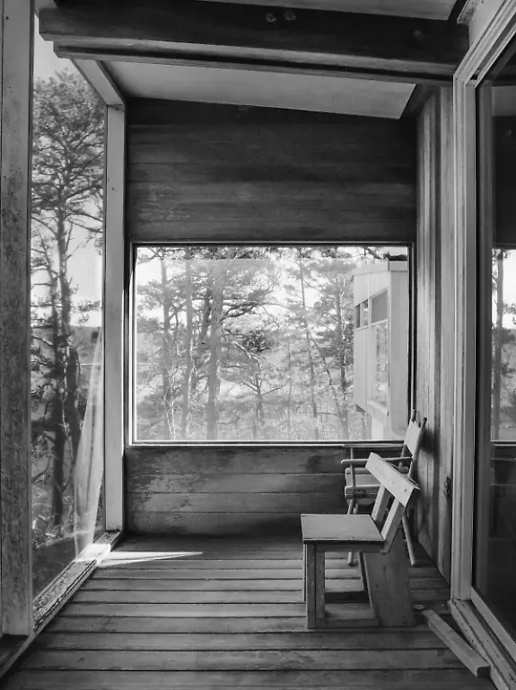 VERWENDUNG-NUR-FUeR-BUCH-00027-Roemisch-Bauhaus-Architecture-MarcelBreuerCottage-9561