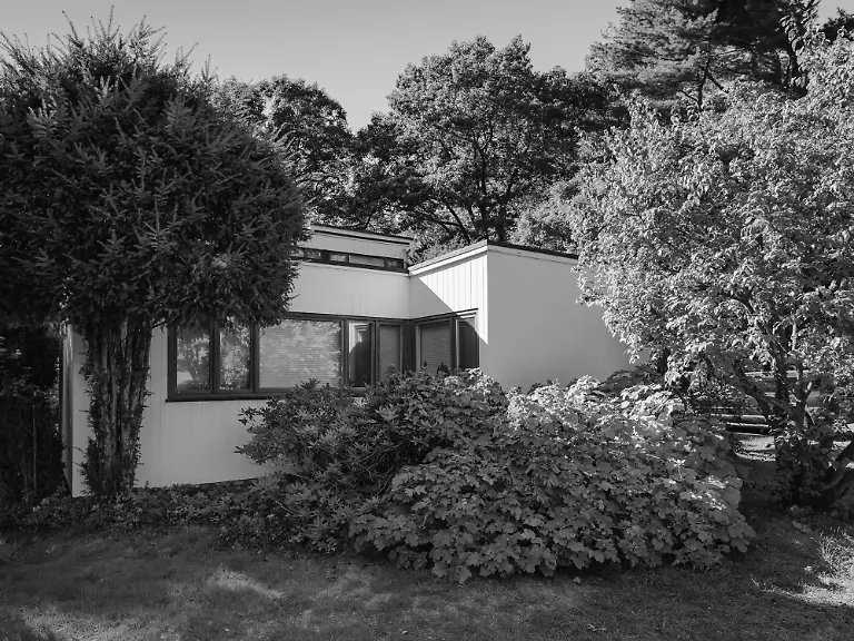 VERWENDUNG-NUR-FUeR-BUCH-00008-Roemisch-Bauhaus-Architecture-BreuerHouse-DSCF0160