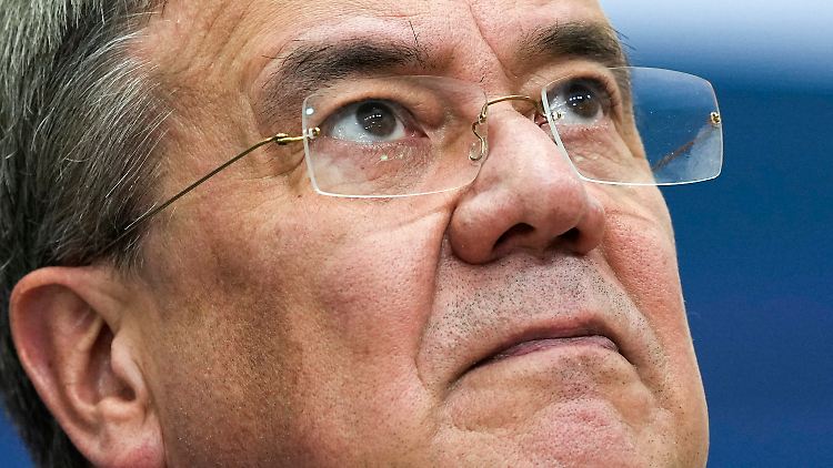 Ein Träumerle mit unstillbarer Sehnsucht nach Jamaika: Armin Laschet.