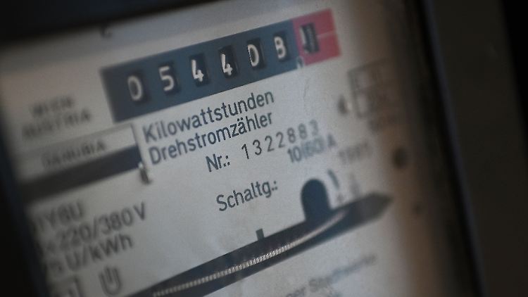 Die Abschaffung der EEG-Umlage und Senkung anderer Energiesteuern und Abgaben würde die Verbraucher spürbar entlasten. 