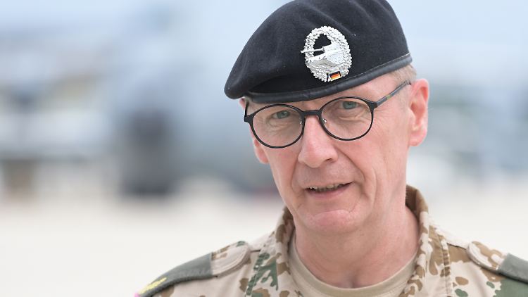 Der letzte Befehlshaber der Bundeswehr in Afghanistan: Brigadegeneral Ansgar Meyer beim Abschlussappell im Juni.