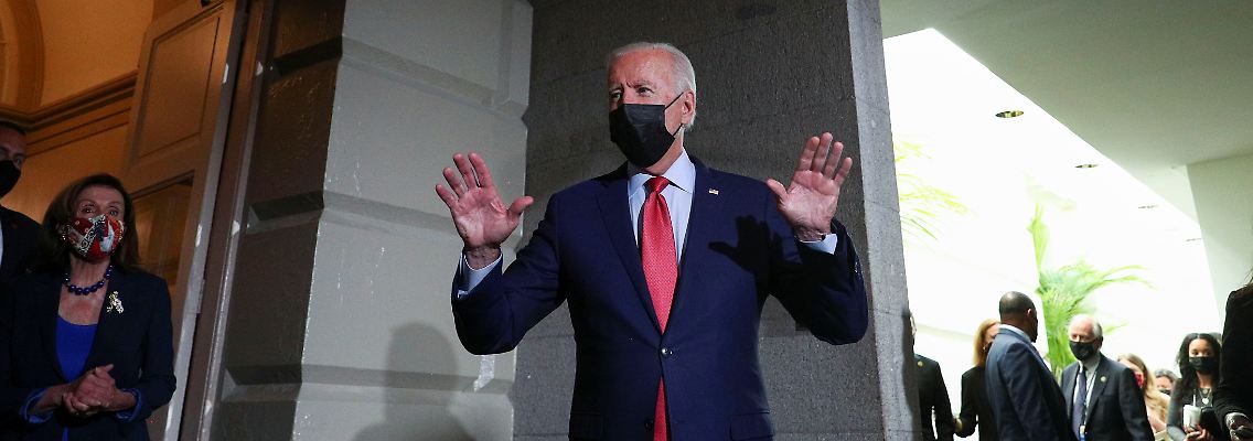 2021-10-01T210521Z_808179607_RC291Q9GIZS6_RTRMADP_3_USA-BIDEN-INFRASTRUCTURE.JPG