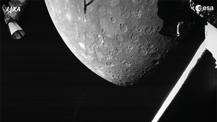 "Hallo, Merkur", haben die ESA und ihre japanischen Kollegen das erste Bild von "BepiColombo" genannt. 