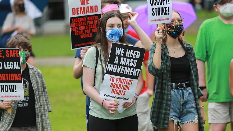 Studierende der University of Houston protestieren gegen das Abtreibungsgesetz.