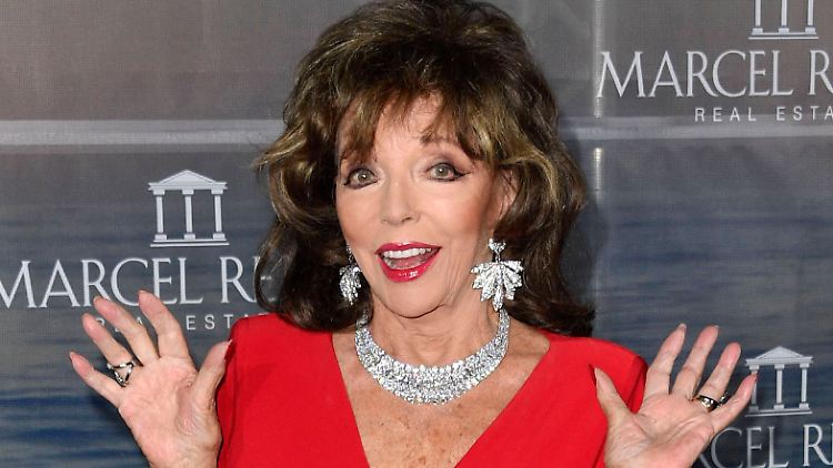 Nimmt kein Blatt vor den Mund: Joan Collins.