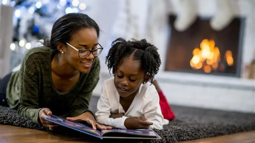 Adventskalender-zum-Vorlesen-ueberbruecken-spielerisch-die-Zeit-bis-Weihnachten
