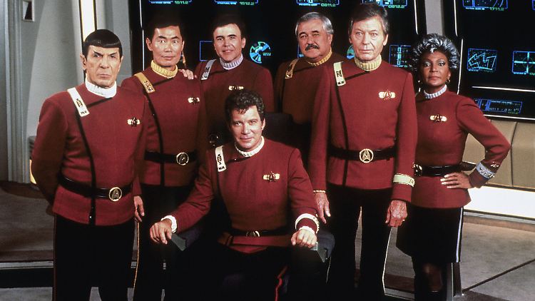 Die "Star Trek"-Crew 1989 mit den Schauspielern Leonard Nimoy, George Takei, James Doohan, DeForest Kelley, Nichelle Nichols (von links nach rechts) und William Shatner (Mitte, sitzend).