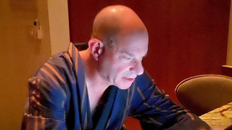 David Julius, Physiologe aus den USA, hat kurz zuvor erfahren, dass er den Medizin-Nobelpreis erhält.