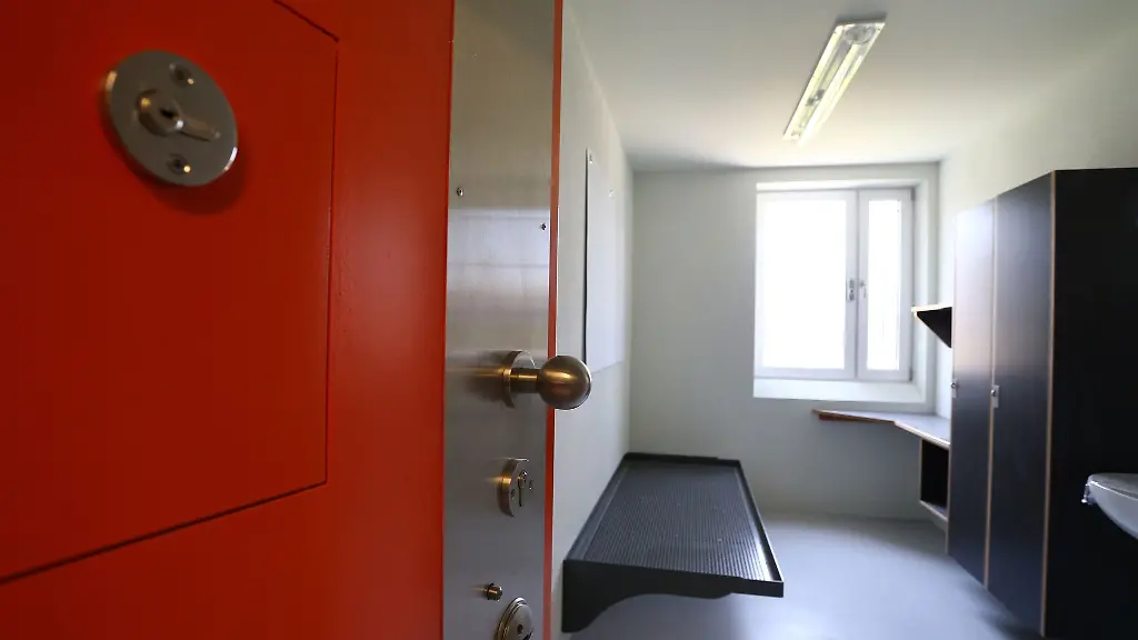 In-solchen-Raeumen-leben-Haeftlinge-in-Gablingen