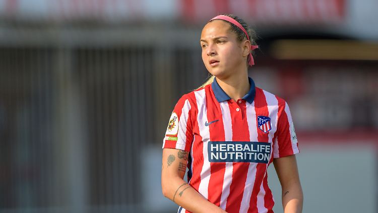 Deyna Castellanos ist die prominenteste Unterzeichnerin eines offenen Briefes, in dem Nationalspielerinnen Venezuelas schwere Vorwürfe gegen einen ehemaligen Trainer erheben.
