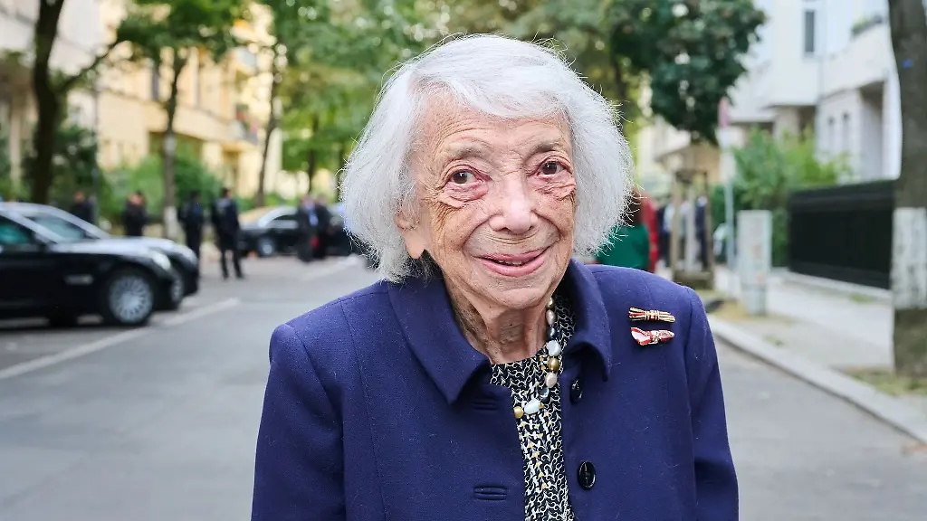 Berlins-Ehrenbuergerin-Margot-Friedlaender-wird-am-Dienstag-103-Jahre-alt