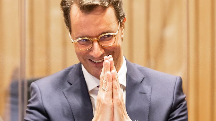 Ist auch in der eigenen Partei nicht unumstritten: Noch-Landesverkehrsminister Hendrik Wüst.