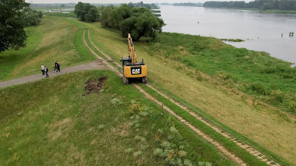 Nach-den-Hochwassern-2002-und-2013-wurde-massiv-in-die-Deichsanierungen-investiert