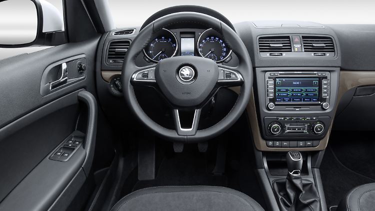 Der Innenraum des Skoda Yeti mag heute schlicht anmuten, hat aber bei der richtigen Ausstattung alles, was es braucht.