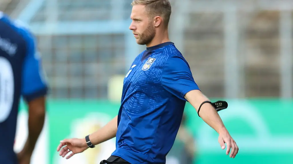 Trainer-Daniel-Brinkmann-uebernimmt-bei-Hansa-Rostock