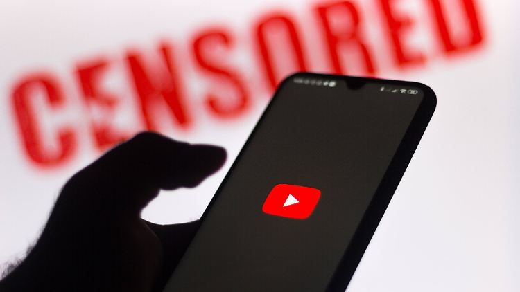 Jahrelang haben Klima-Falschinformationen die öffentliche Meinung mit geprägt. Zumindest über Youtube wird das künftig nicht mehr monetarisiert.