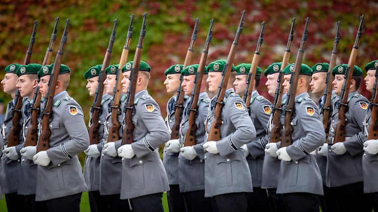 Sechs Soldaten des Wachbataillons stehen im Verdacht, eine rechtsextreme Gesinnung zu vertreten.
